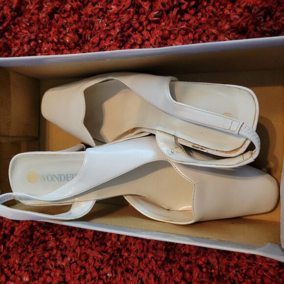 Pumps - Picture 3 of 3